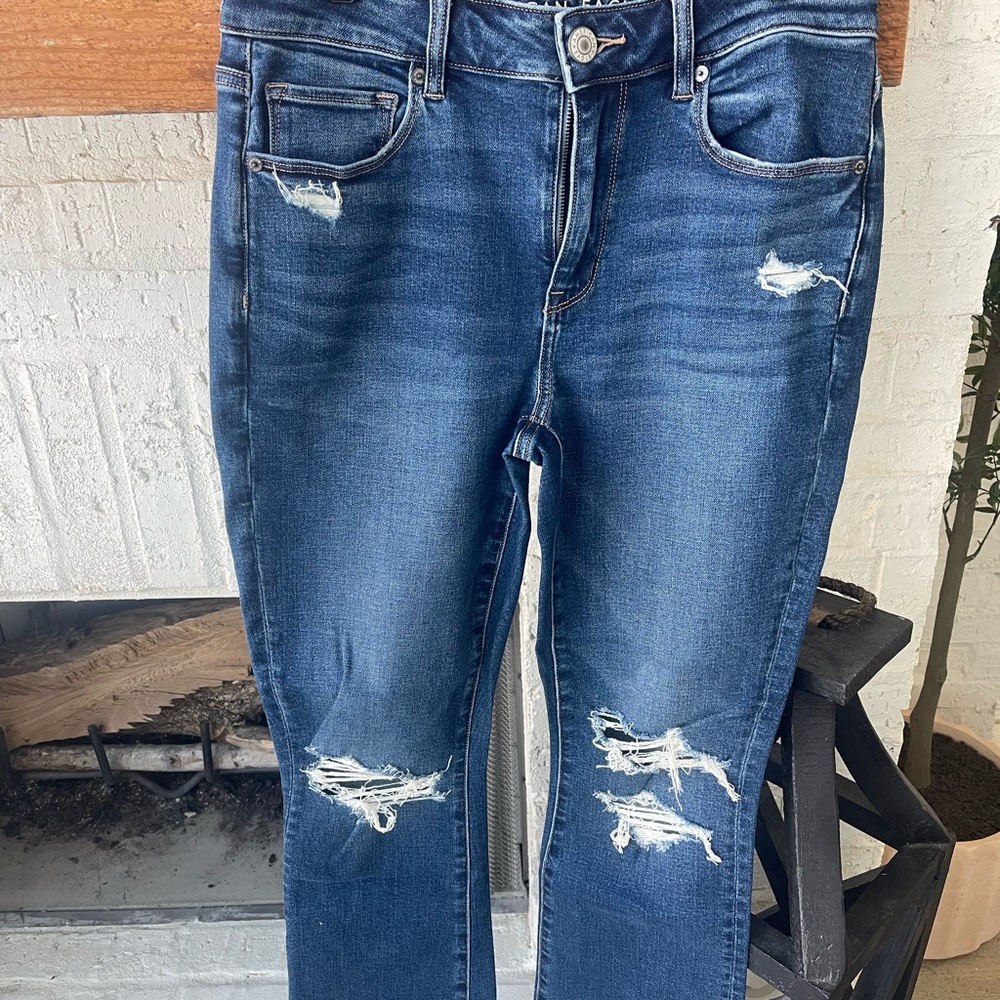 American Eagle Hi-Rise Skinny Kick Crop Jeans